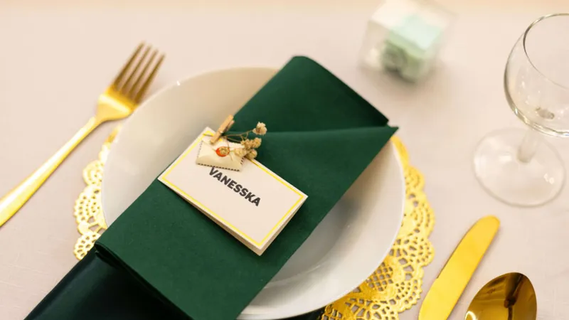 Gold cutlery (3-piece set)